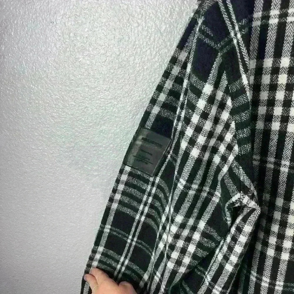 RELIGION Plaid Button Up Womens XL Black/White Long Sleeve Front Pocket Patch - Picture 8 of 10